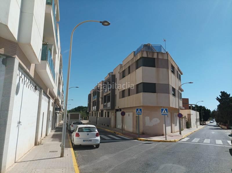 Foto 77a2f4ef-0352-4d7a-93de-7766cf6c03e2. Dachwohnung in Pabellón - Estación - El Corte Inglés Ejido (El)