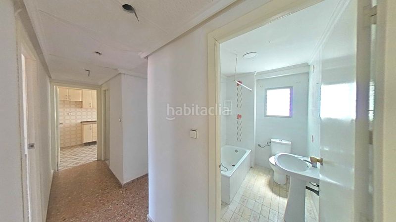 Foto b3af0b5f-5a2d-4419-949b-33a733cd90e4. Pis a Barrio Benicalap Valencia