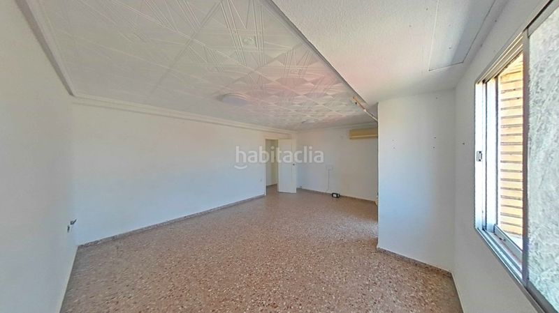 Foto c80b5a84-47a8-4859-babe-ee533ee944a8. Pis a Barrio Benicalap Valencia