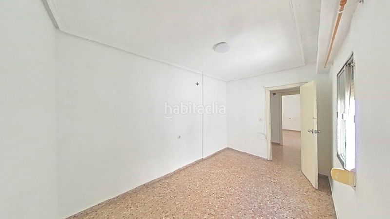 Foto df22a169-f1b9-4dec-8476-8c1e636dfda0. Pis a Barrio Benicalap Valencia