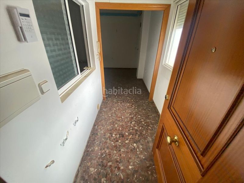 Foto 27475116-9e31-4d7c-8418-3e89c15d4621. Pis a Colomera