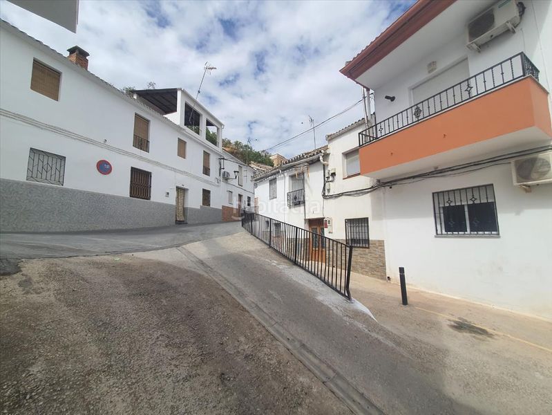 Foto a9e826f6-27e8-46e2-b712-abd5b9660129. Pis a Colomera