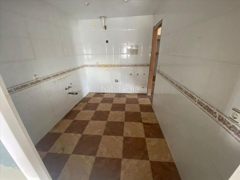 Foto d3145fd6-3af6-4494-bfd3-fdd1f9936257. Pis a Colomera