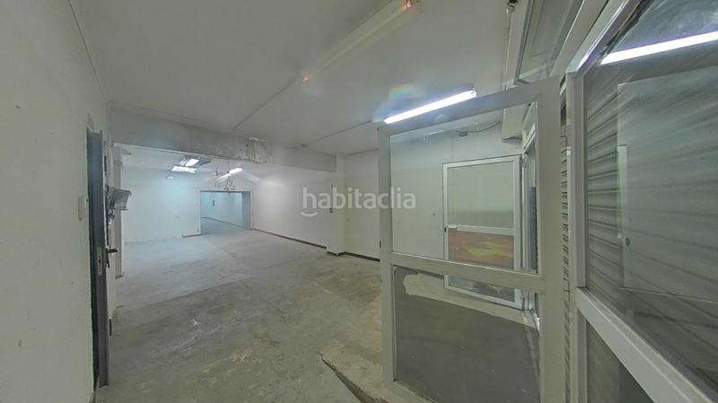 Foto 734632ec-c6de-40c5-9c8f-89e4314bdb98. Local comercial a Verdum Barcelona