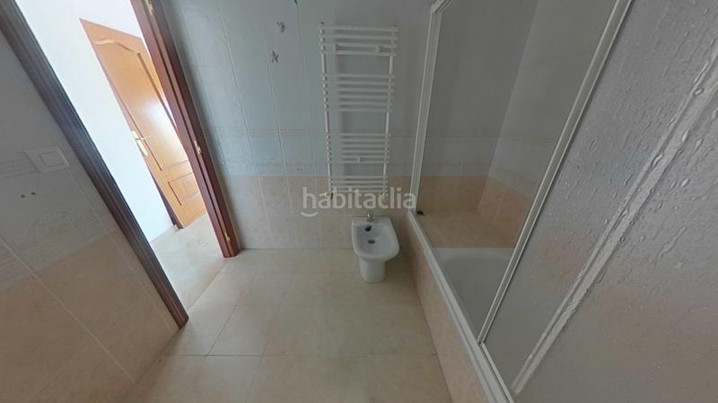 Foto 3bfa44f6-282e-4b13-aac8-c1fe6a07577c. Casa a schiera con parcheggio in Barrio de la Vega Monachil