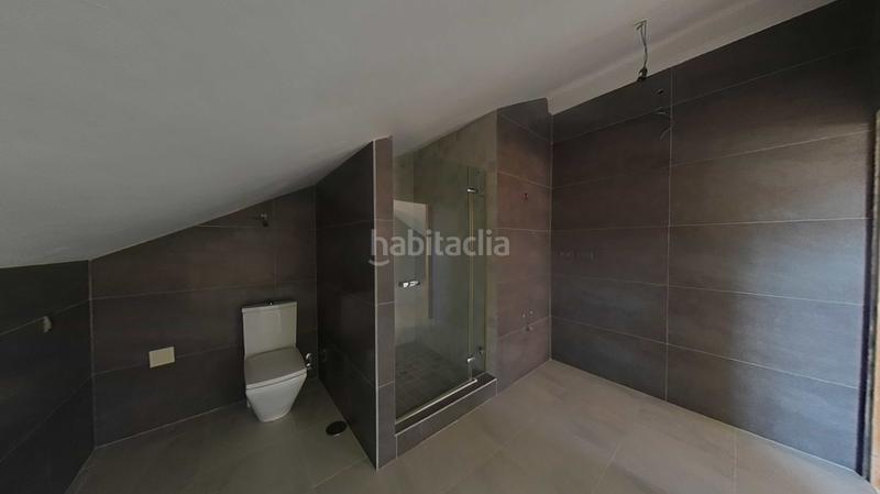 Foto baa537ba-df96-4e3e-98e7-0b3edc86d584. Casa a schiera con parcheggio in Barrio de la Vega Monachil