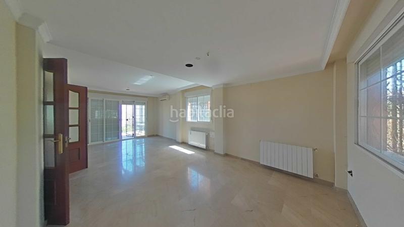 Foto a7bf0c5c-5723-40e8-af24-223efd0e7a48. Casa adosada en Barrio de la Vega Monachil