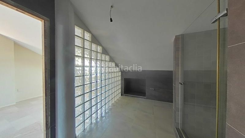 Foto c0c206d6-489d-4ec0-b094-cb1acb71b86c. Casa adosada en Barrio de la Vega Monachil