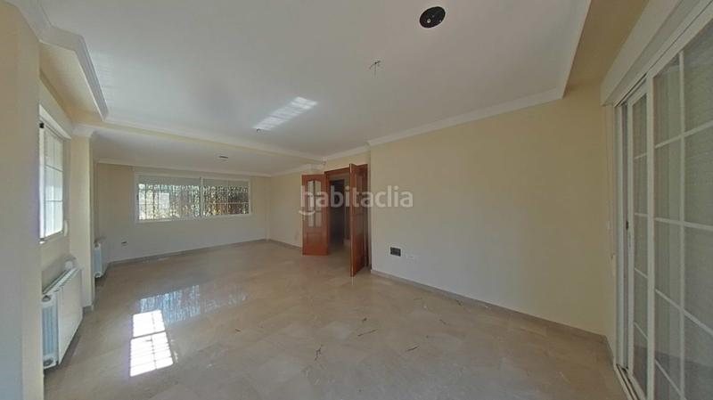 Foto ec5ea89f-b2c6-40bb-a9be-82a69fe89e76. Casa adosada en Barrio de la Vega Monachil