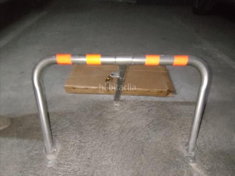 Foto 567a26e9-2a9d-4d11-9b28-264b14c6a778. Parking coche en Poble Sec Igualada