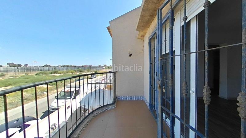 Foto 98efec7b-2c80-4327-9aa5-f7dbfc162012. Piso en Zona Carrefour - Urbanizaciones Torrevieja