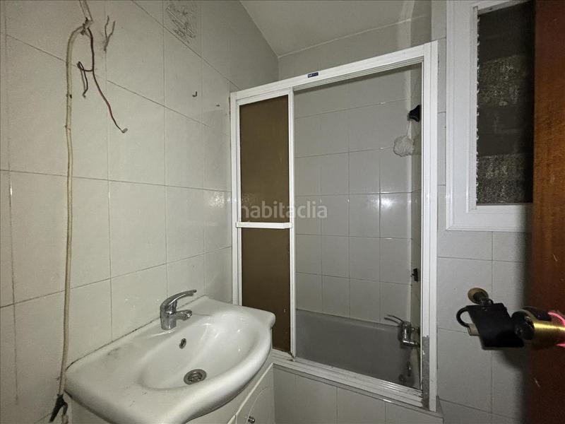 Foto ae56f30c-f3c1-43b1-8625-41abaa0277f3. Piso en Santa Rosa Santa Coloma de Gramenet