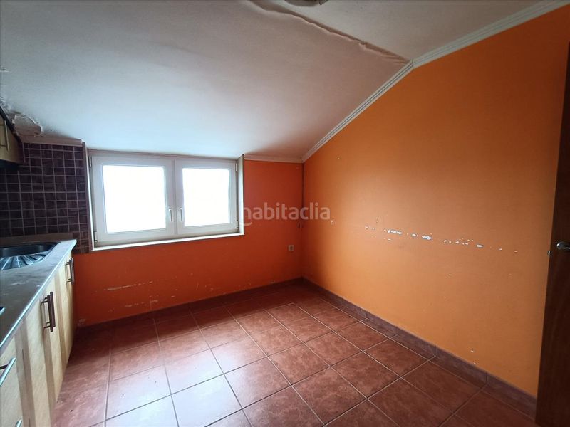 Foto 718d50dc-2755-46a0-8238-a7c35c231c9e. Pis a Muxía