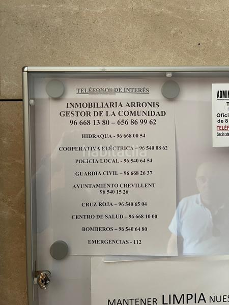 Foto 7c324c96-187a-44c8-89e9-ac3c64573eb7. Aparcament cotxe a Crevillente