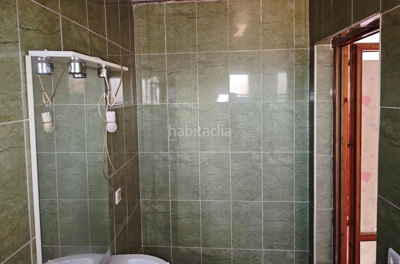 Foto 46f91969-1ca8-4fda-9a11-d4c72340e4a4. Casa adossada a Ricla