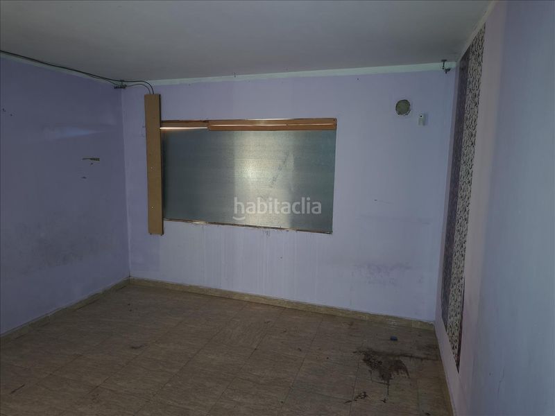 Foto 560319fb-2cb3-453c-b40f-f01fc9a0d0a7. Casa adossada a Ricla