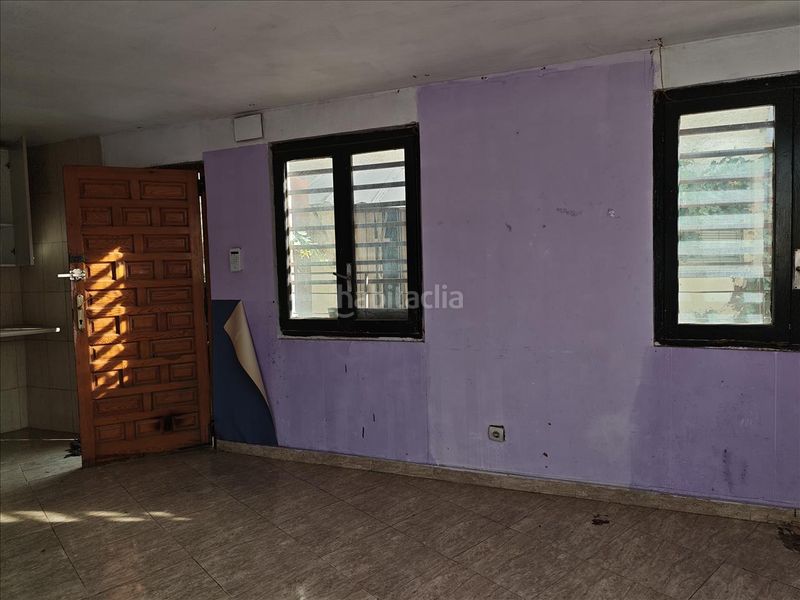 Foto 9d25a4cf-1dad-49d7-b674-590440e66837. Casa adossada a Ricla