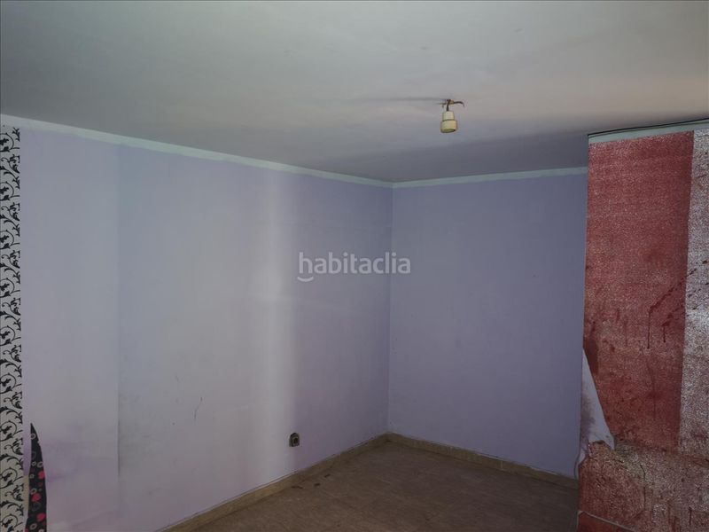 Foto 9db463db-f176-4bf3-97f0-be2bf670b567. Casa adossada a Ricla