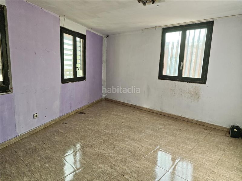 Foto d505f850-10f9-46d3-8055-7198dd11a423. Casa adossada a Ricla