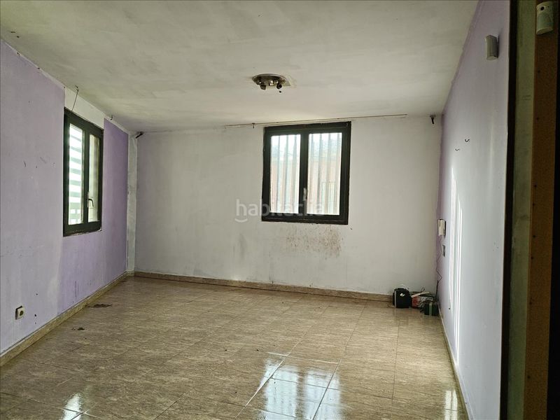 Foto e6f419c7-c6a5-409c-b65b-755d7f23f791. Casa adossada a Ricla