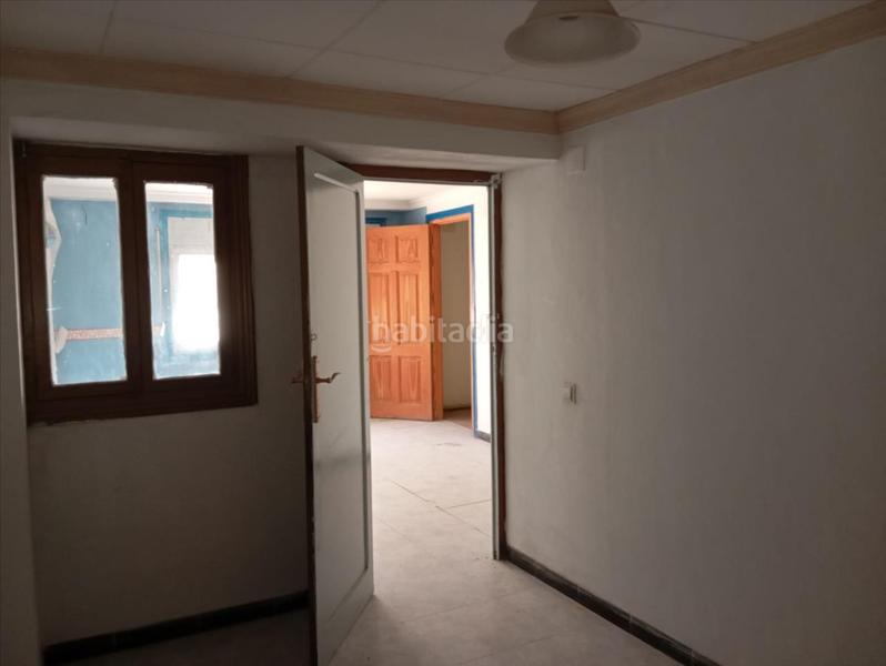 Foto a5711a5b-5233-44cd-874c-5f4d317a14a4. Casa adossada a Cúllar