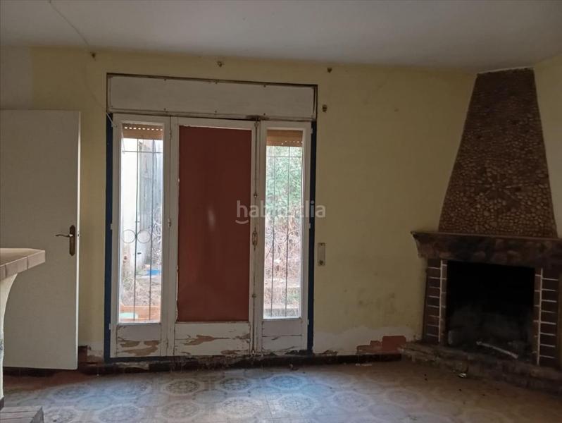 Foto b06cd8a1-d662-4d7a-819b-f502f1657e1e. Casa adossada a Cúllar