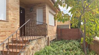 Semi detached house  Alamos