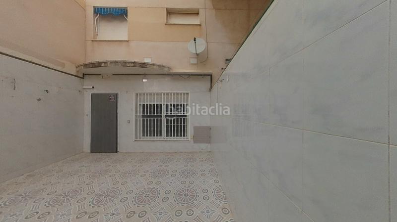Foto 1159376e-d522-4043-bd50-0828560ff500. Appartamento con parcheggio in Centro Alcázares (Los)