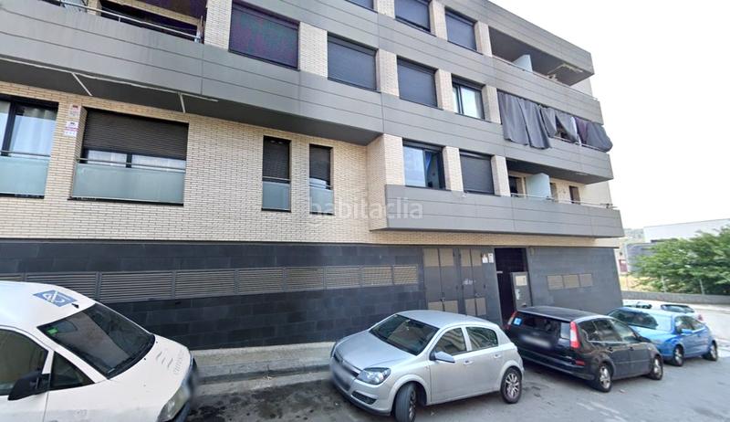 Foto d06c5058-25ce-4ea9-8e04-2aa5d461943d. Edificio en Llevant Igualada