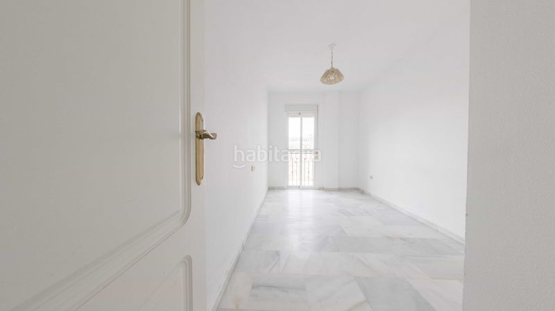 Foto 82a342e4-3237-4b78-b1b8-ea99bff08288. Piso en San Luis de Sabinillas Manilva