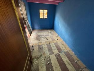 Semi detached house  Calle ávila