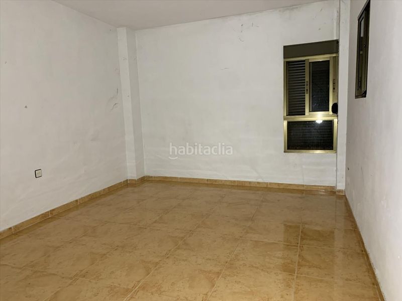 Foto 2f8e1f94-0cff-4f0c-90a0-0b729e1c0da6. Casa adosada en Guadahortuna