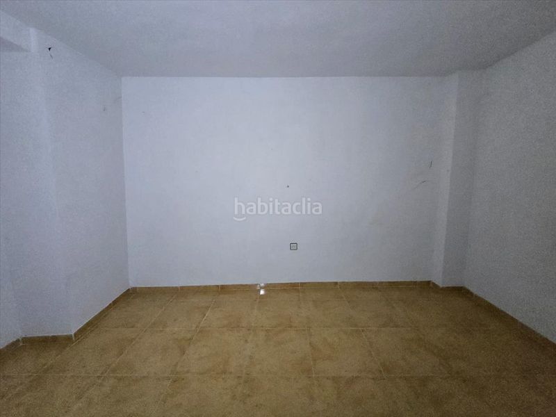 Foto 5d583202-42ba-4259-a63c-835914a71005. Casa adosada en Guadahortuna