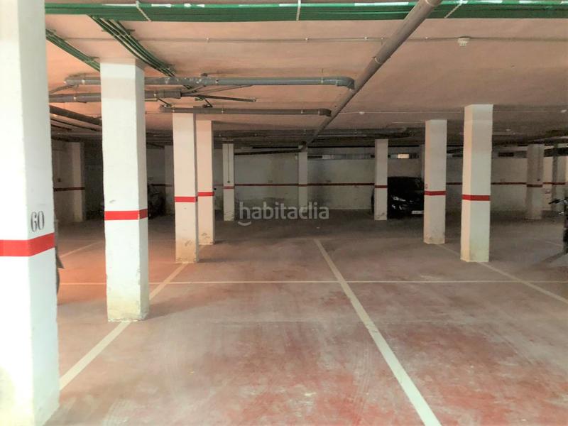 Foto 2ba816cf-fc54-4f01-ae08-d63d0190b2e6. Aparcament cotxe a Benferri