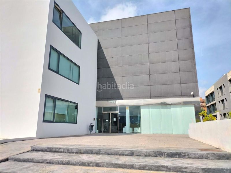 Foto a6c6953e-a308-4c56-8691-533263c517da. Aparcament cotxe a Parc Tecnològic Paterna