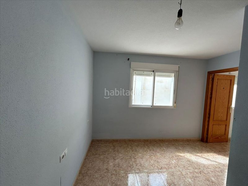 Foto 489276ff-4357-4177-8e0c-99de75b15e06. Piso en Abarán