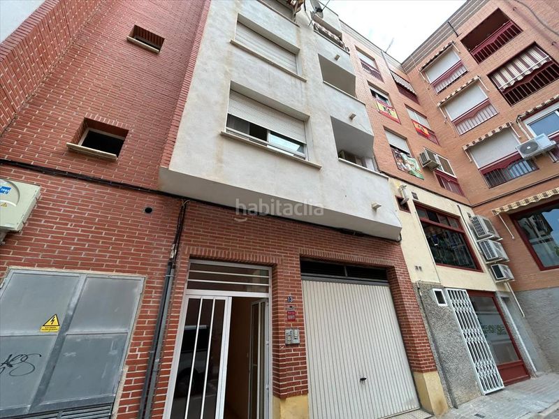 Foto b7cf6dad-8929-41aa-891c-493dcf3f8ff3. Piso en Abarán