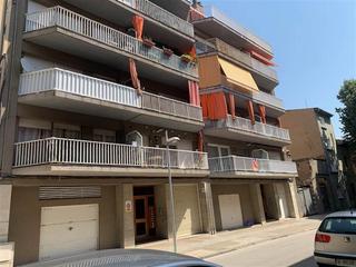 Etagenwohnung in Calle Rusiñol