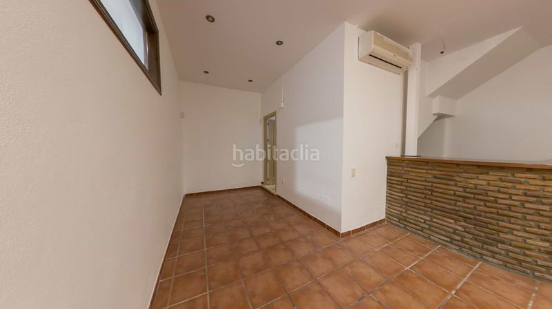 Foto 8977c00b-23f5-4e0e-a894-787c0660ed80. Casa adossada amb aparcament a Parque Clavero Málaga