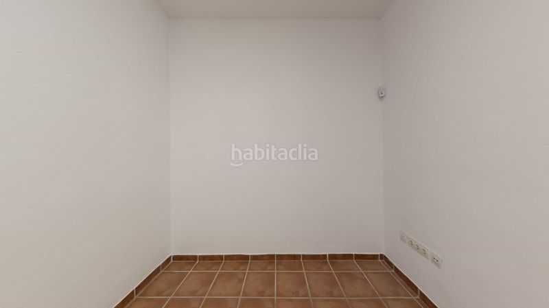 Foto af9e7534-0471-4432-8689-96faf2ce0a9e. Casa adossada amb aparcament a Parque Clavero Málaga