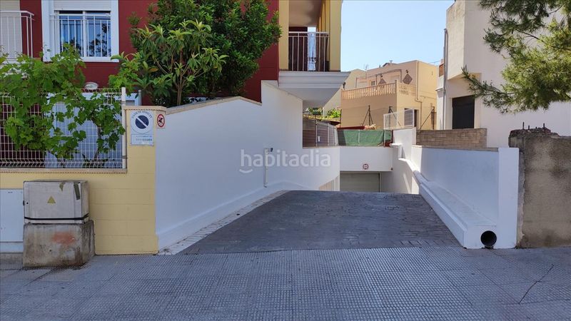 Foto 321128e3-8f84-4d89-a945-276b63bb32d7. Aparcament cotxe a Pedreguer