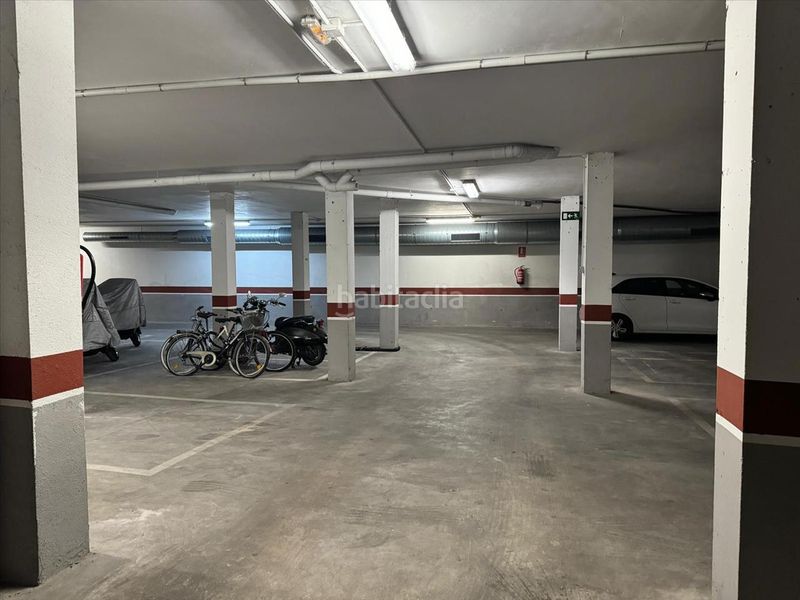 Foto 3a06f559-70a9-4e80-ae0c-45114cdb39fd. Aparcament cotxe a Pedreguer