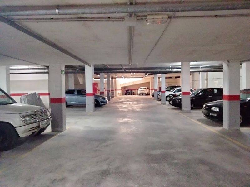 Foto 8d67c1a8-18ed-4481-ac93-0350c46f6fd0. Aparcament cotxe a Pedreguer