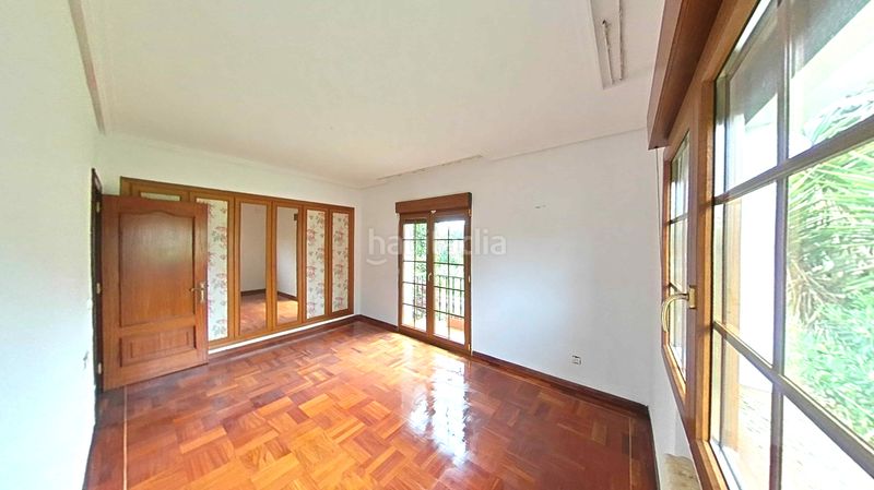 Foto fe35bfeb-06f8-4432-91f5-2899a1e5e00a. Casa amb aparcament piscina a Santa María del Mar - El Puerto Castrillón