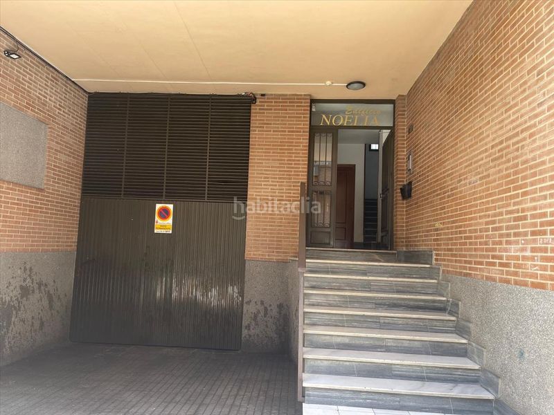 Foto bef1b00c-c6f4-4582-adfb-79cb103c97ae. Aparcament cotxe a El Palmar Murcia