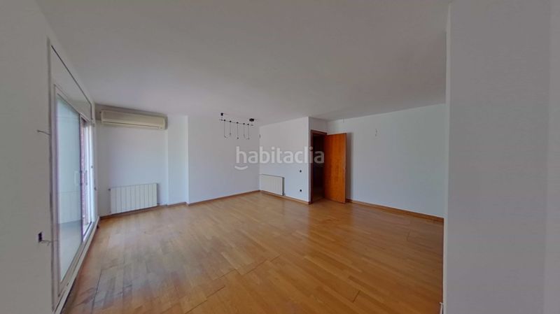Foto a36c7d9a-6d78-42a7-9088-a8cd529def73. Àtic a Centre Mollet del Vallès