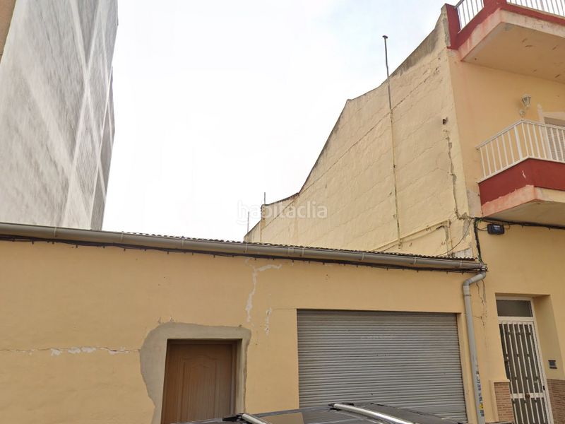 Foto fd70b281-a5ab-4c75-9a72-3bc926f8a2a3. Casa a La Marina Elche / Elx