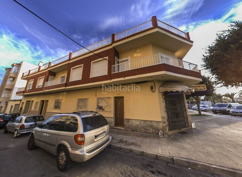 Foto a0f8ffba-f0c6-4d91-b8a7-ddb5a39b0505. Pis a La Marina Elche / Elx