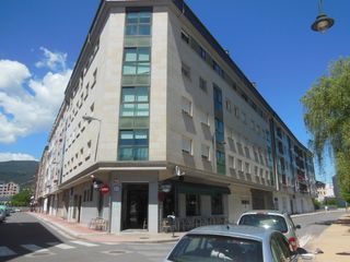 Aparcament cotxe  Do regueiral