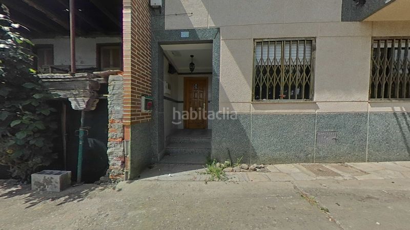 Foto c446d325-d428-428c-a871-05b751911587. Casa adossada a Carracedelo
